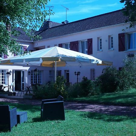 Hotel Les Fleurs Pontaubert Esterno foto