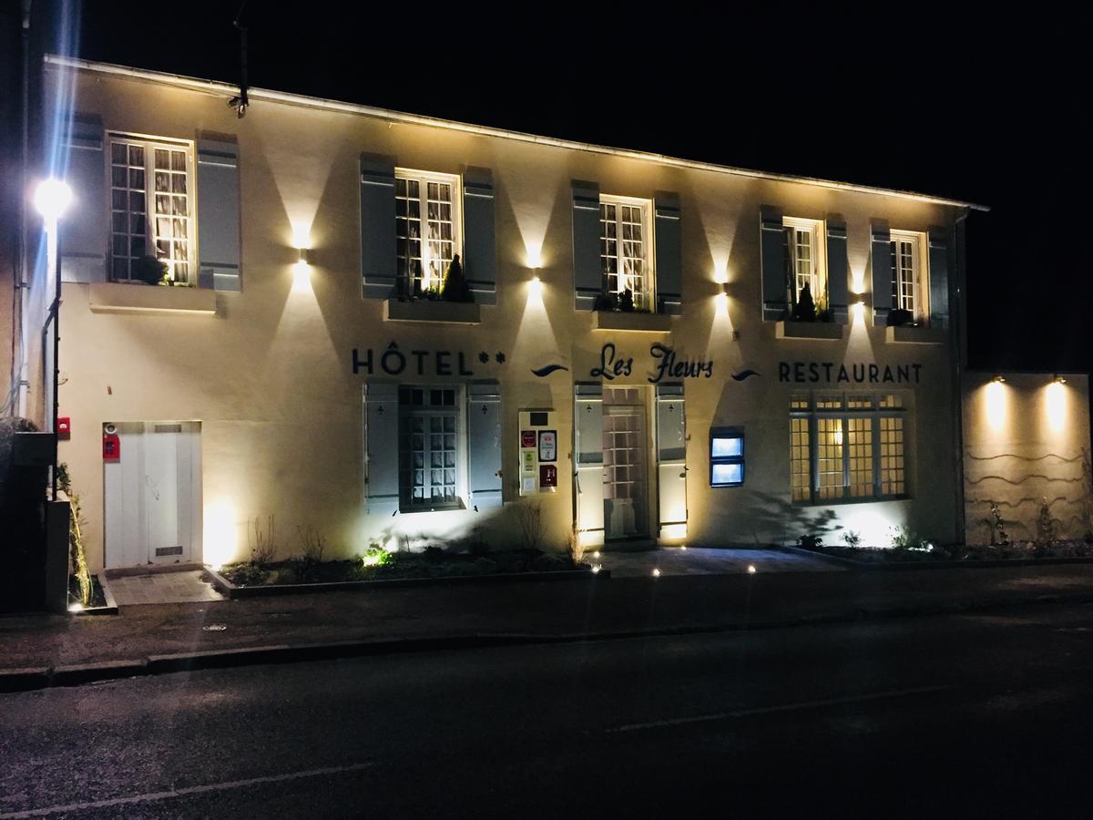 Hotel Les Fleurs Pontaubert Esterno foto
