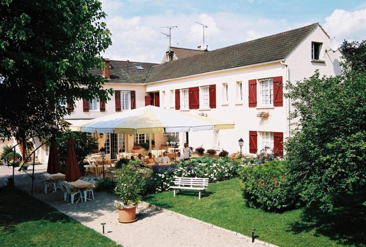 Hotel Les Fleurs Pontaubert Esterno foto